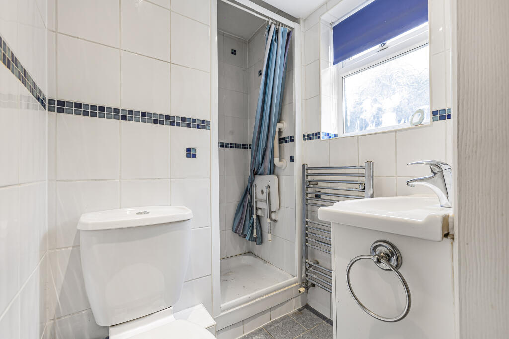 Additional image 7 of Walnut Grove, Welwyn Garden City, AL7