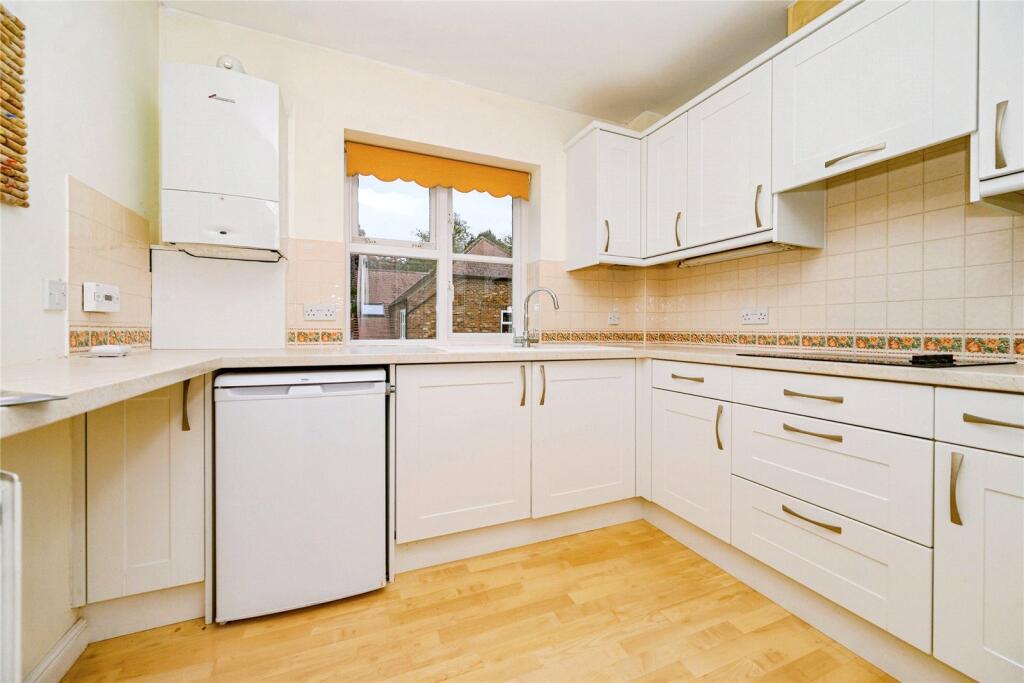 Additional image 3 of Arcadian Court, Harpenden