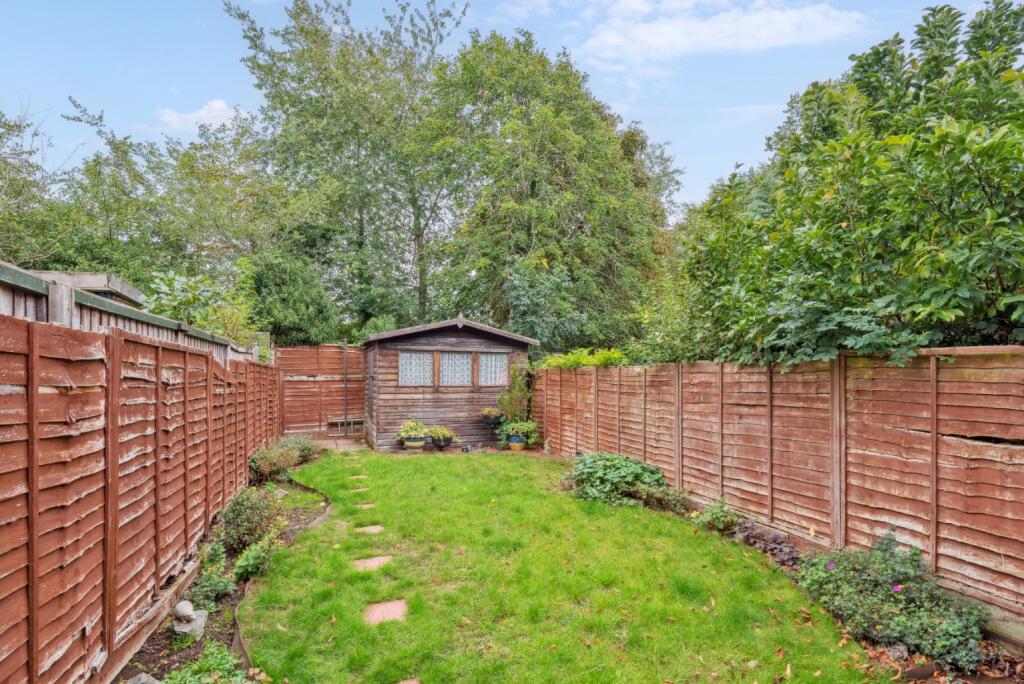 Additional image 3 of Dalewood, Welwyn Garden City, Hertfordshire, AL7 2JP