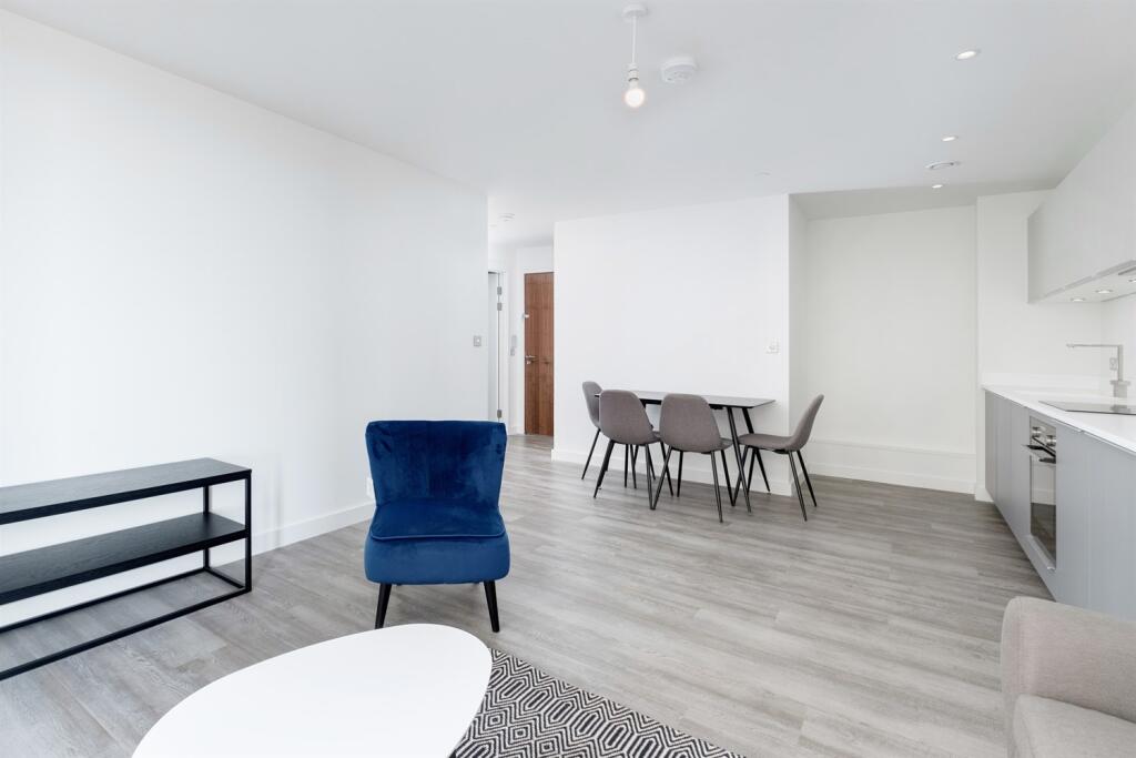 Additional image 6 of The Bank II, B16