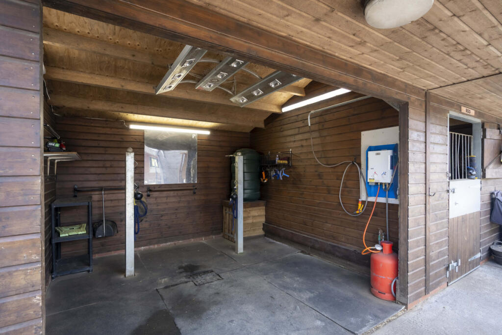 Additional image 7 of Pottersheath Road, Welwyn, AL6