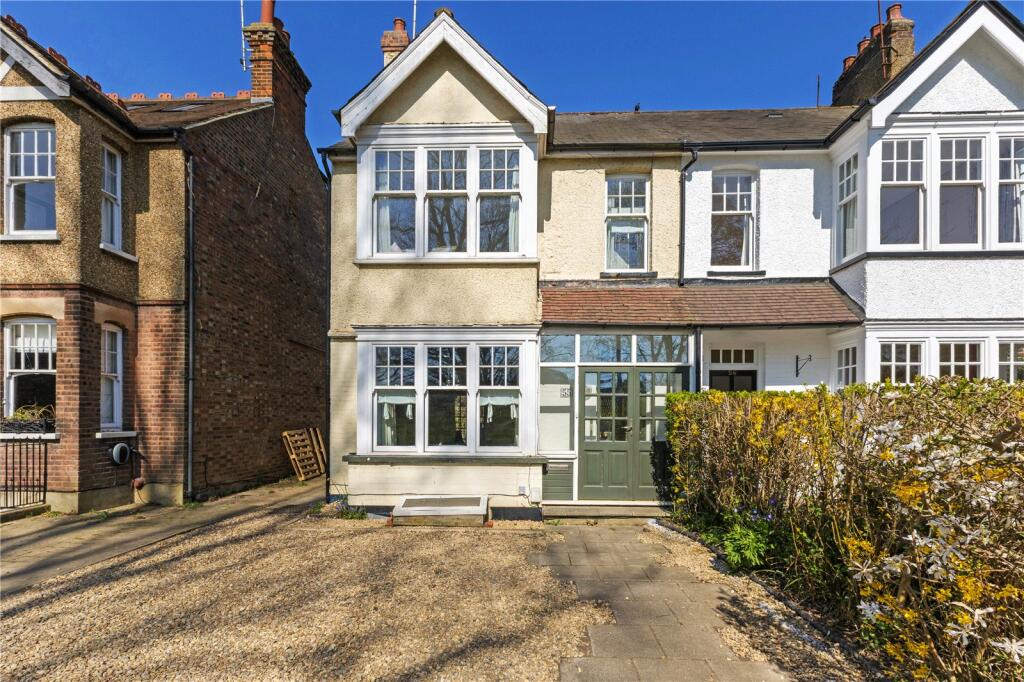 Southdown Road, Harpenden, Hertfordshire, AL5