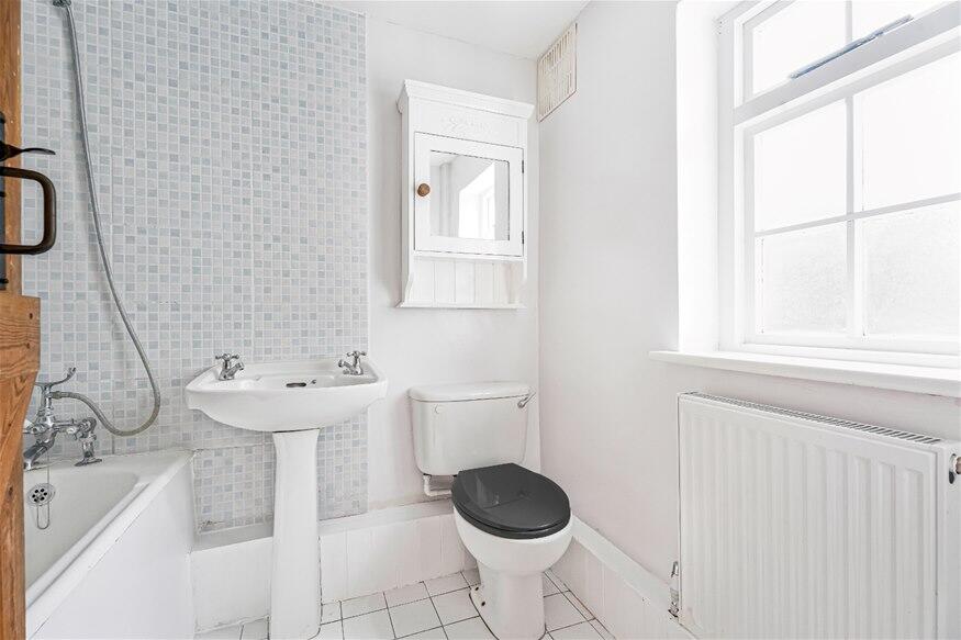 Additional image 7 of The Hill, Wheathampstead, AL4