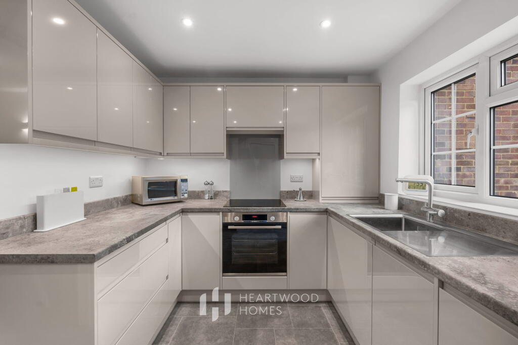 Additional image 5 of Larkswood Rise, St. Albans, AL4 9JU