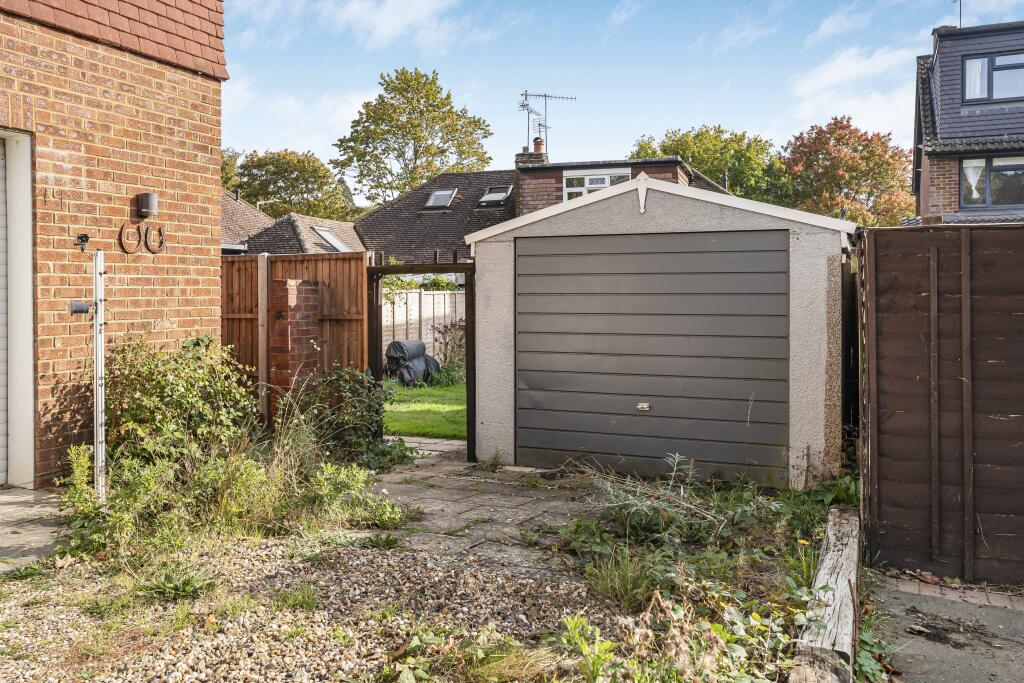 Additional image 23 of Batchwood Drive, St. Albans, Hertfordshire, AL3