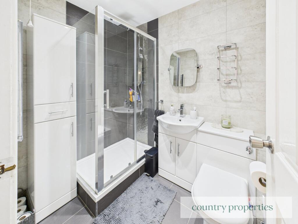 Additional image 14 of Yew Grove, Welwyn Garden City, AL7