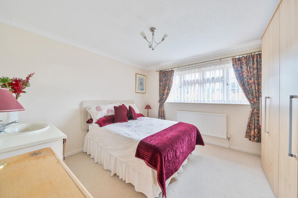 Additional image 14 of Aldwickbury Crescent, Harpenden, AL5
