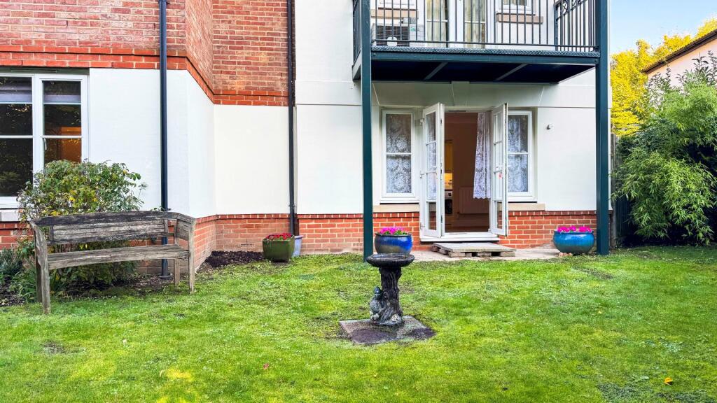 Additional image 9 of Canonsfield Road, Welwyn