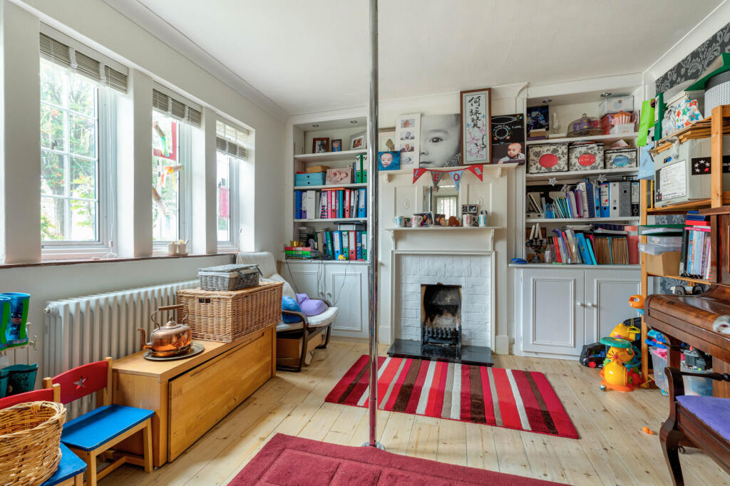 Additional image 8 of Barnfield Road, Harpenden, Hertfordshire, AL5