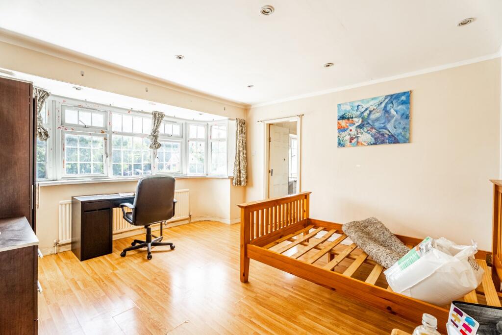 Additional image 9 of Harpenden Road, St. Albans, Hertfordshire, AL3