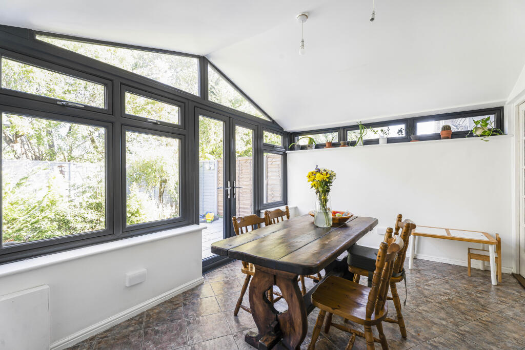 Additional image 5 of Broomhills, Welwyn Garden City, Hertfordshire, AL7