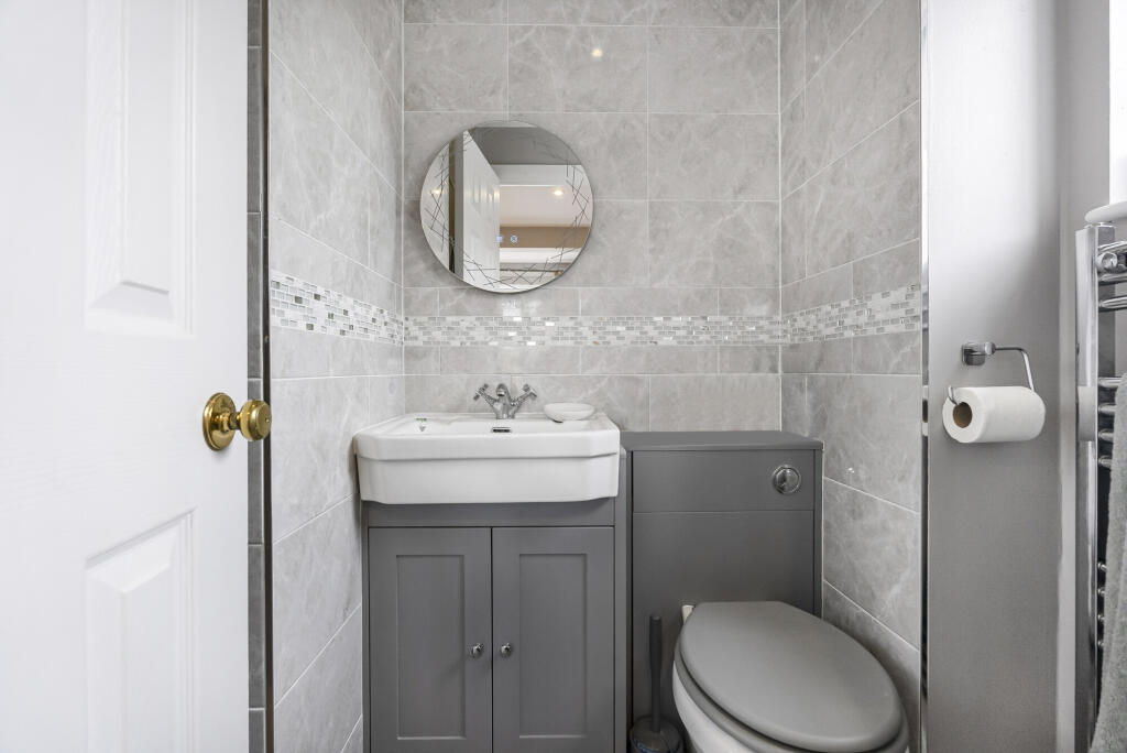 Additional image 14 of Coltsfoot, Welwyn Garden City, Hertfordshire, AL7