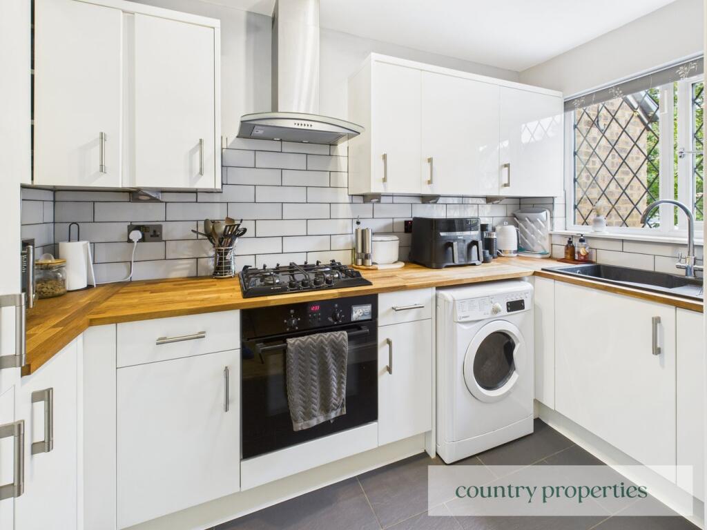 Additional image 4 of Yew Grove, Welwyn Garden City, AL7