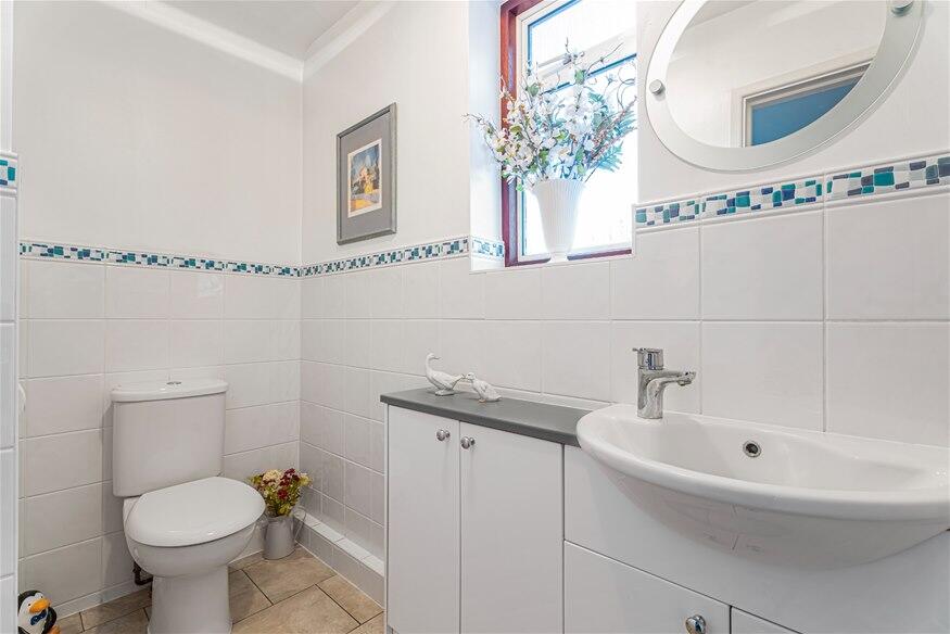 Additional image 14 of Hatching Green, Harpenden, AL5