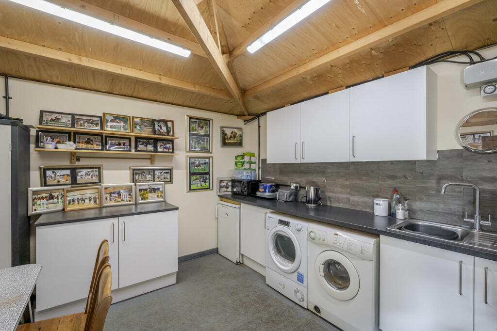 Additional image 14 of Pottersheath Road, Welwyn, AL6