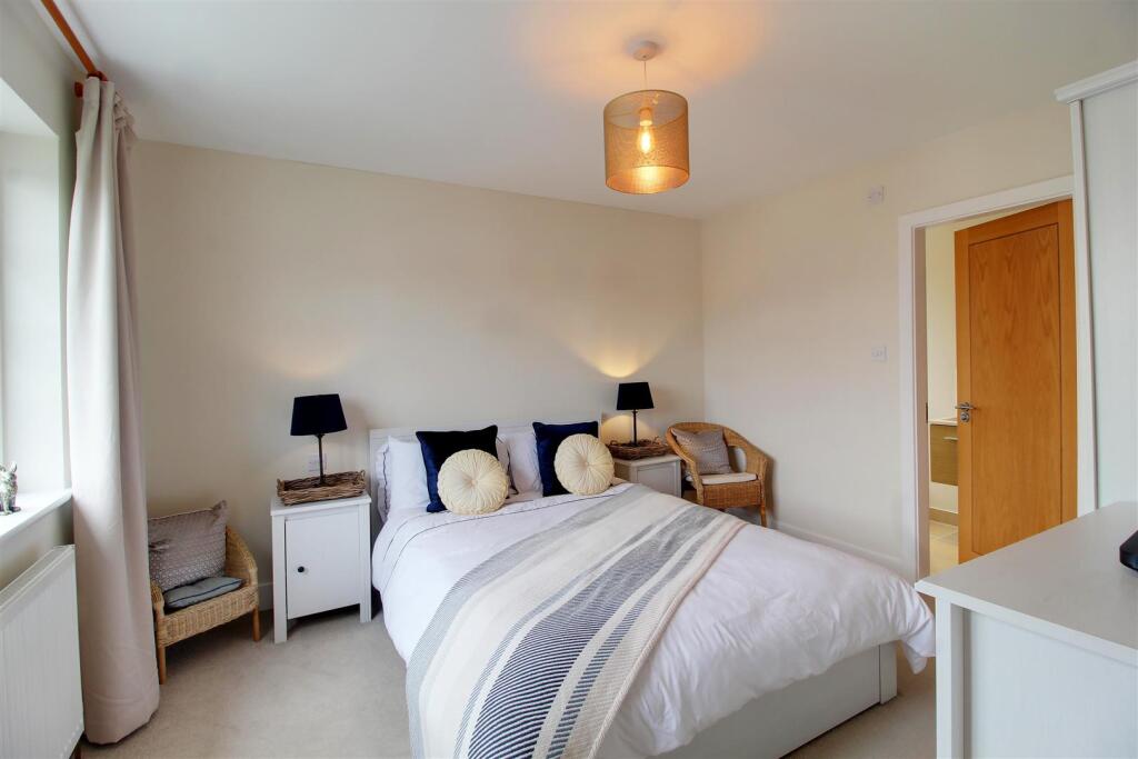 Additional image 27 of Moffats Lane, Brookmans Park