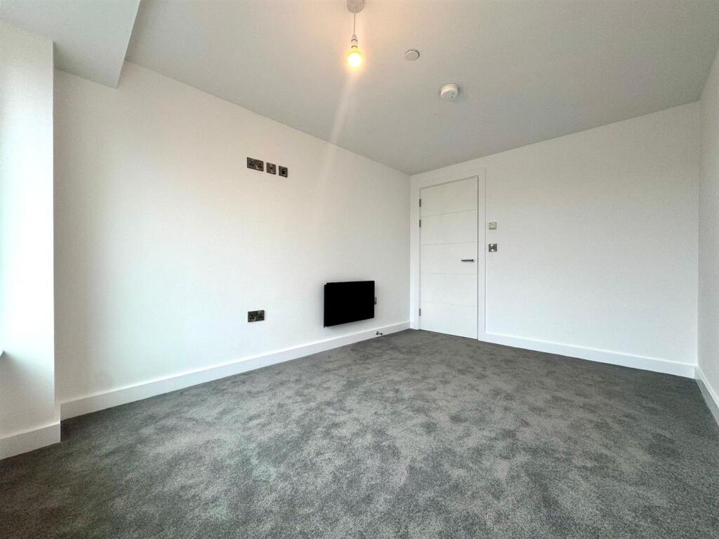 Additional image 9 of Upper Gough Street, Birmingham