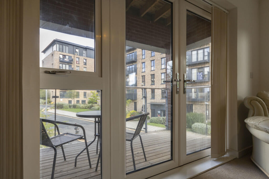 Additional image 9 of Madison Walk, Park Central, B15