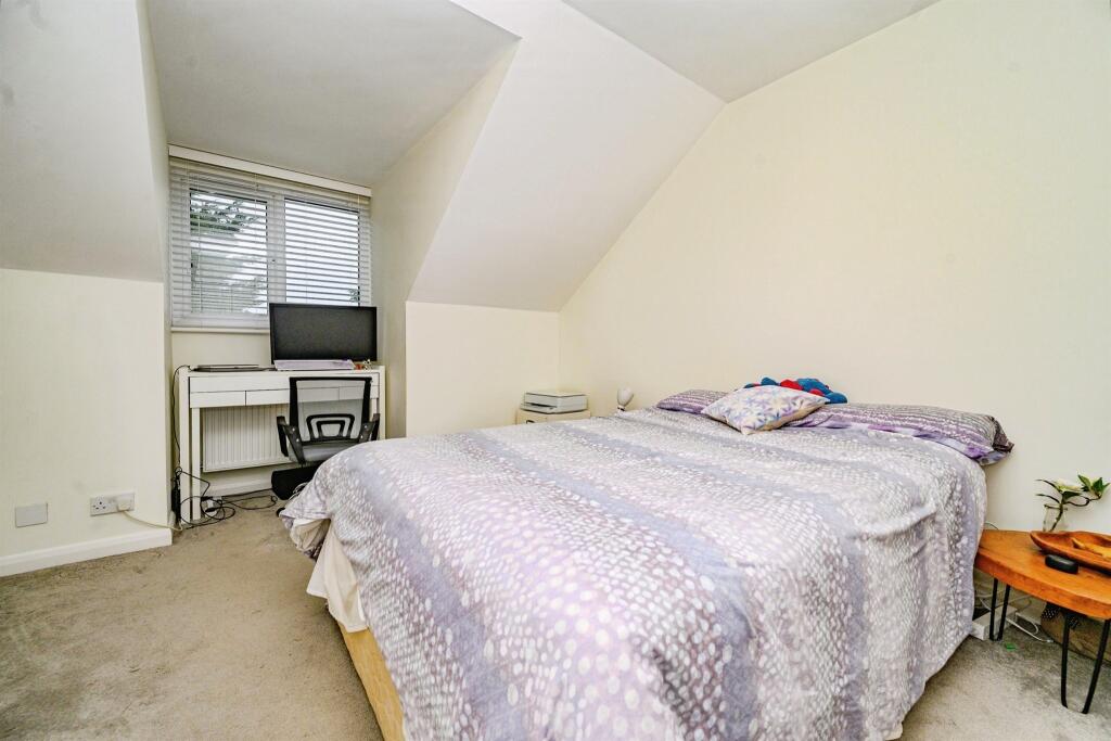 Additional image 8 of Robins Close, London Colney, St. Albans