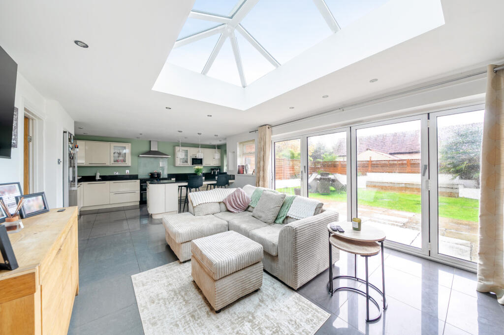 Additional image 2 of Richardson Close, St. Albans, AL2