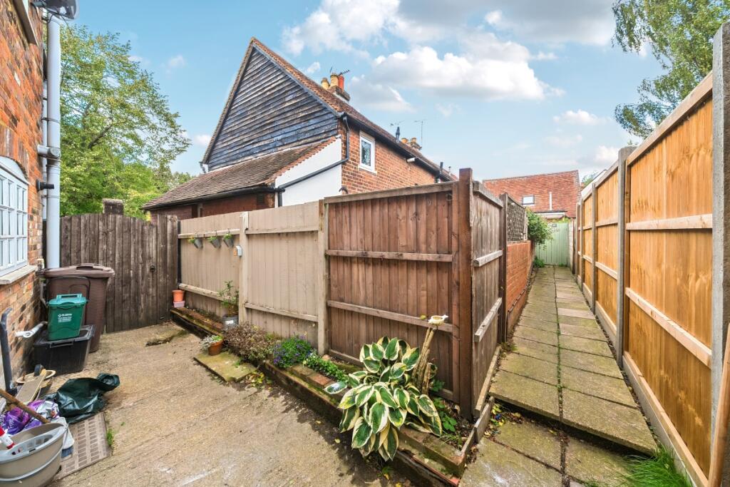 Additional image 19 of High Street Redbourn AL3