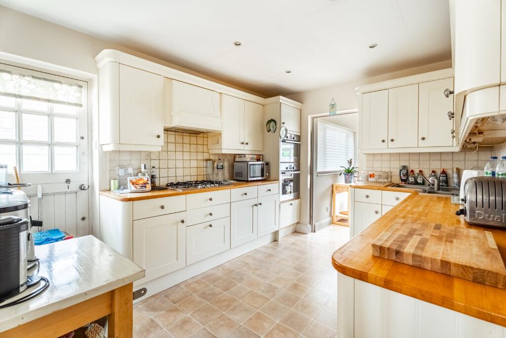 Additional image 5 of Broad Acre, Bricket Wood, St. Albans, Hertfordshire, AL2