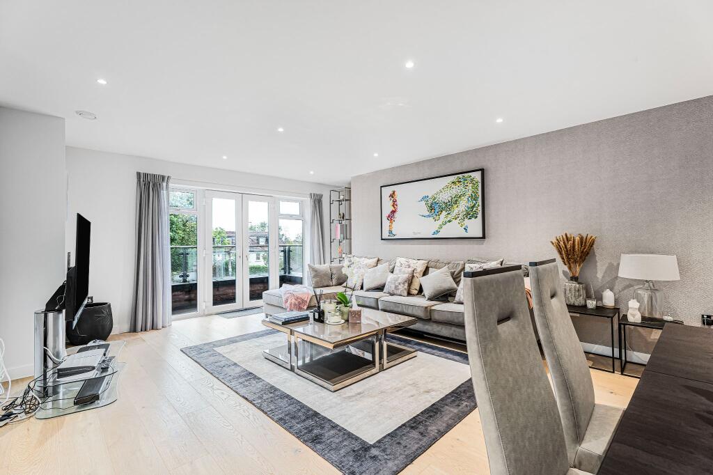 Additional image 19 of Brookmans Manor, Brookmans Park, AL9