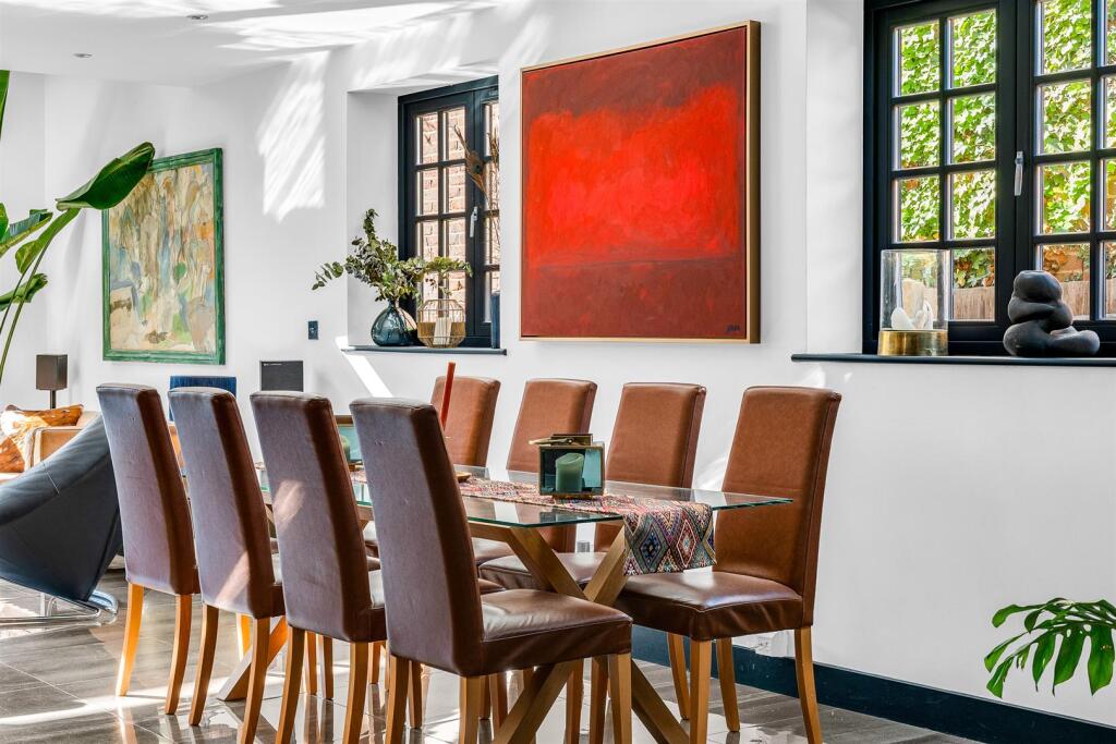 Additional image 14 of Rosecroft Lane, Welwyn