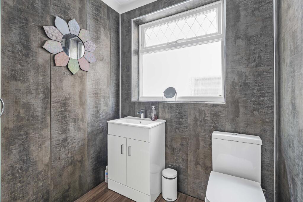 Additional image 13 of Batchwood Drive, St. Albans, Hertfordshire, AL3