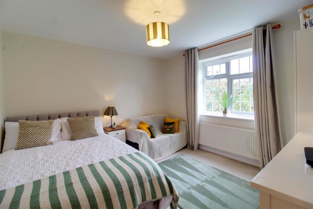 Additional image 30 of Moffats Lane, Brookmans Park