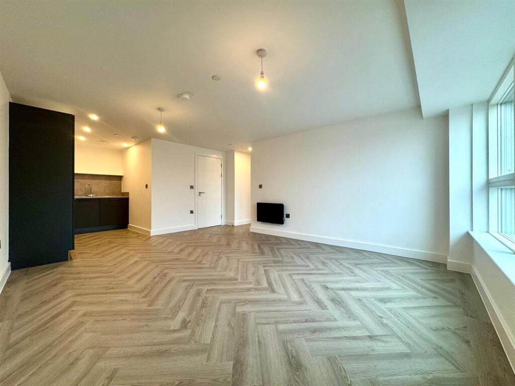 Additional image 4 of Upper Gough Street, Birmingham