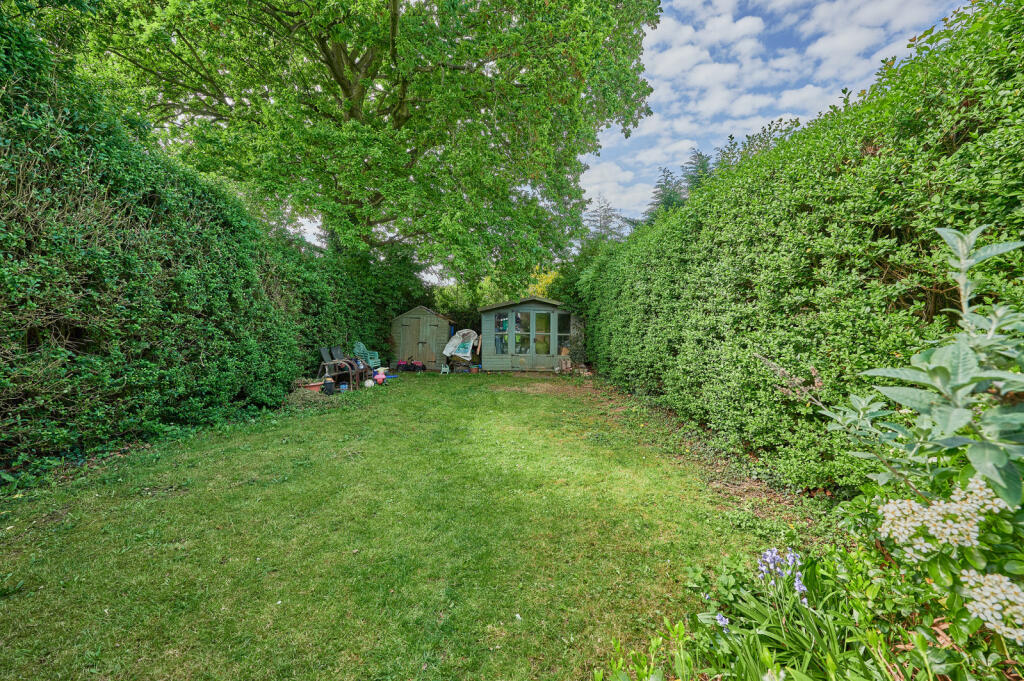 Additional image 15 of Barnfield Road, Harpenden, Hertfordshire, AL5