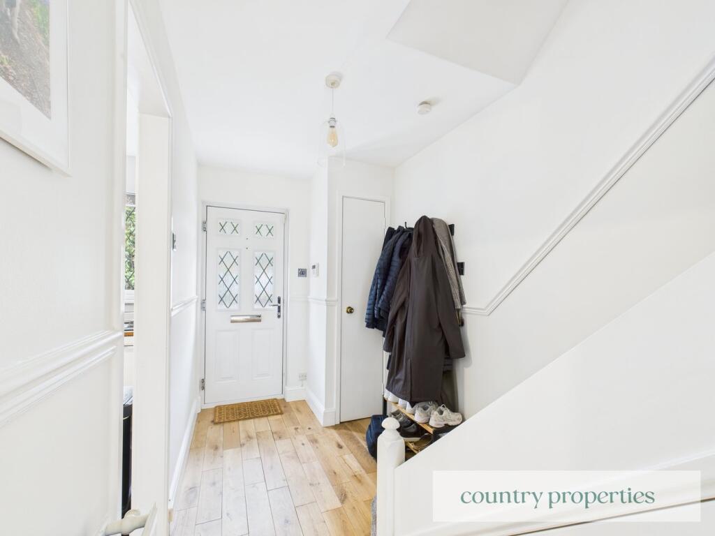 Additional image 7 of Yew Grove, Welwyn Garden City, AL7