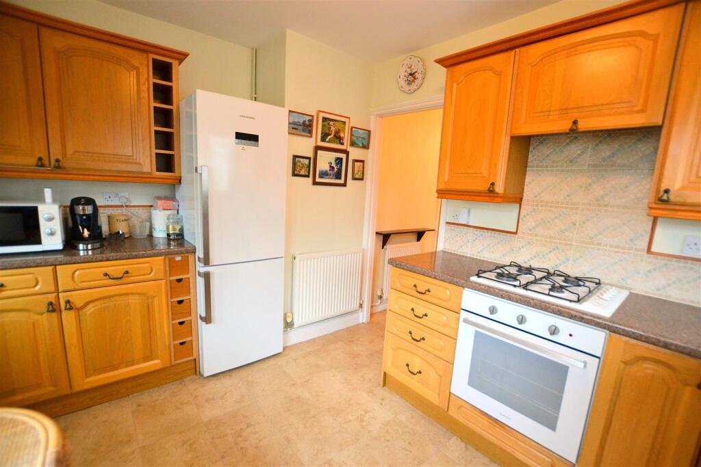 Additional image 16 of Pooleys Lane, Welham Green