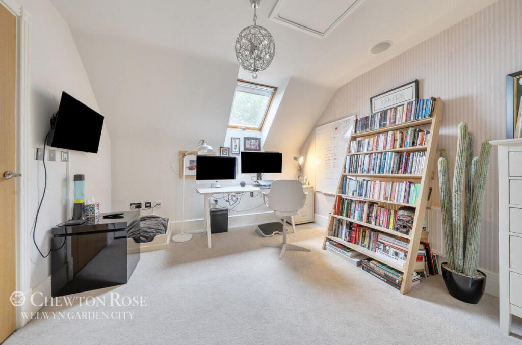 Additional image 22 of Sevenacres, Welwyn