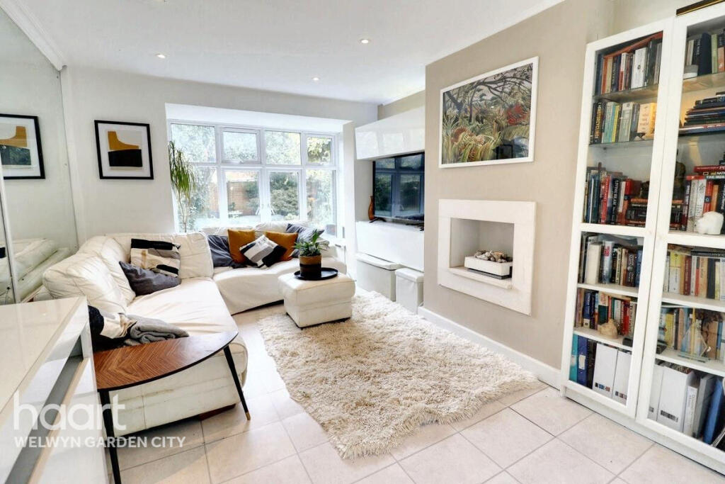 Additional image 6 of Vine Close, Welwyn Garden City