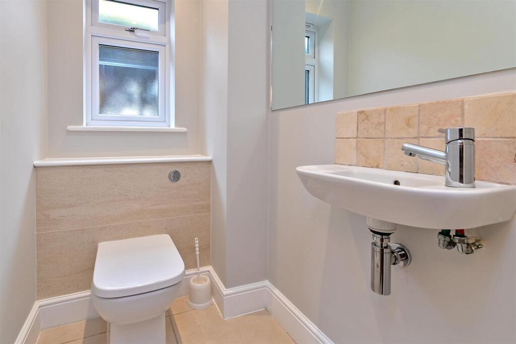 Additional image 24 of Sheppards Close, St Albans