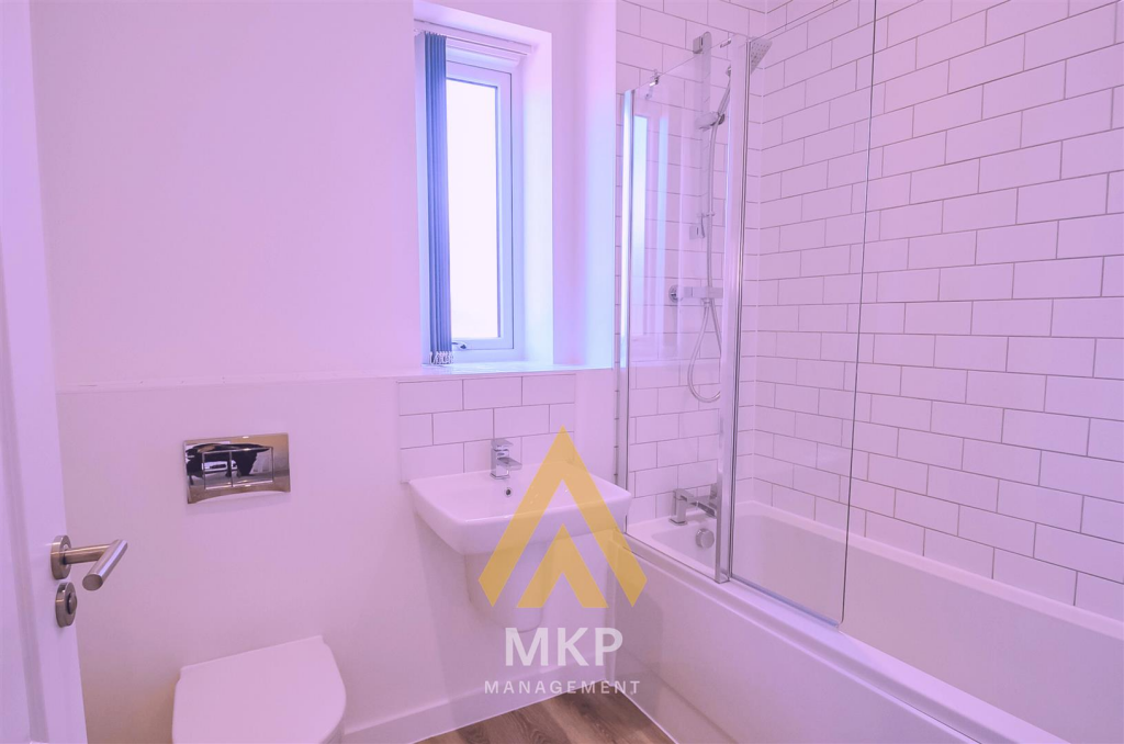 Additional image 9 of AVAILABLE by mid-MAY 2025!Three Bedroom House in Parkes Avenue, B12 9AW