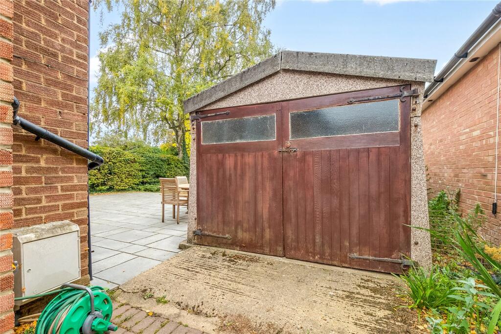 Additional image 16 of Canonsfield, Oaklands, Welwyn, Hertfordshire, AL6