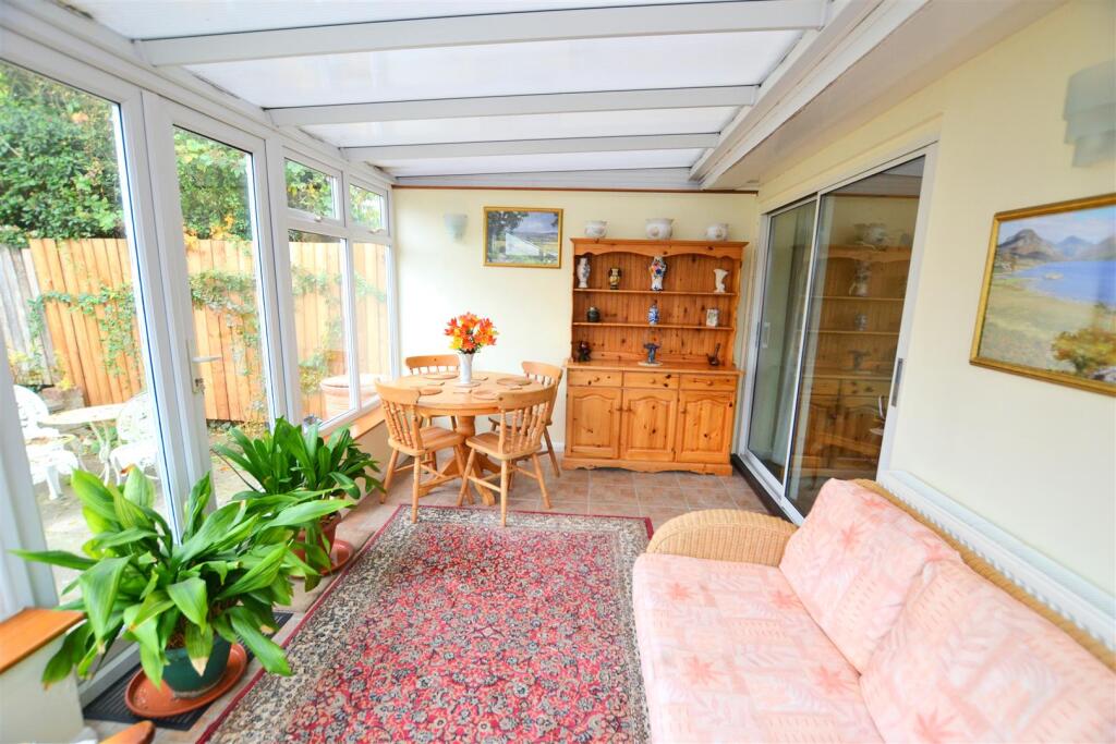 Additional image 12 of Pooleys Lane, Welham Green