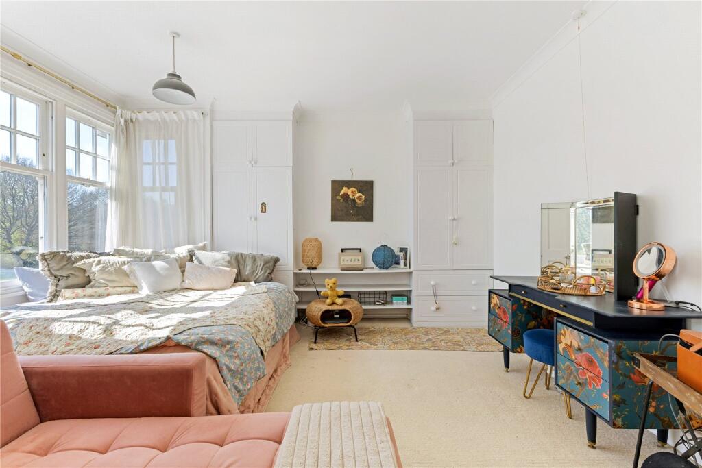 Additional image 8 of Southdown Road, Harpenden, Hertfordshire, AL5