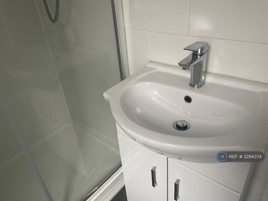 Additional image 4 of Warwick Road, Tyseley, Birmingham, B11