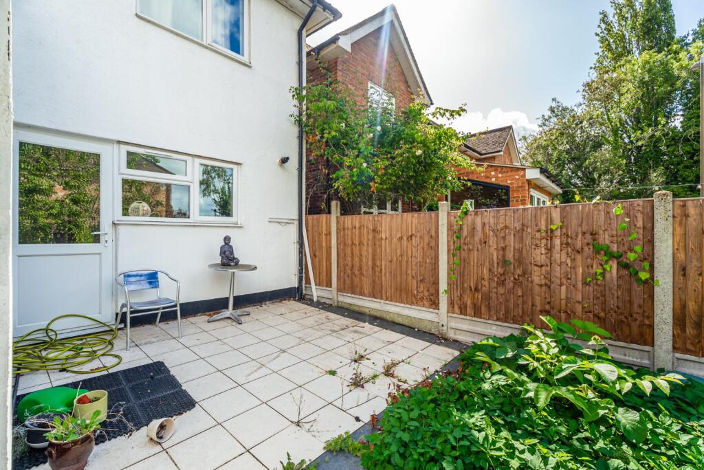 Additional image 16 of Harpenden Road, St. Albans, Hertfordshire, AL3