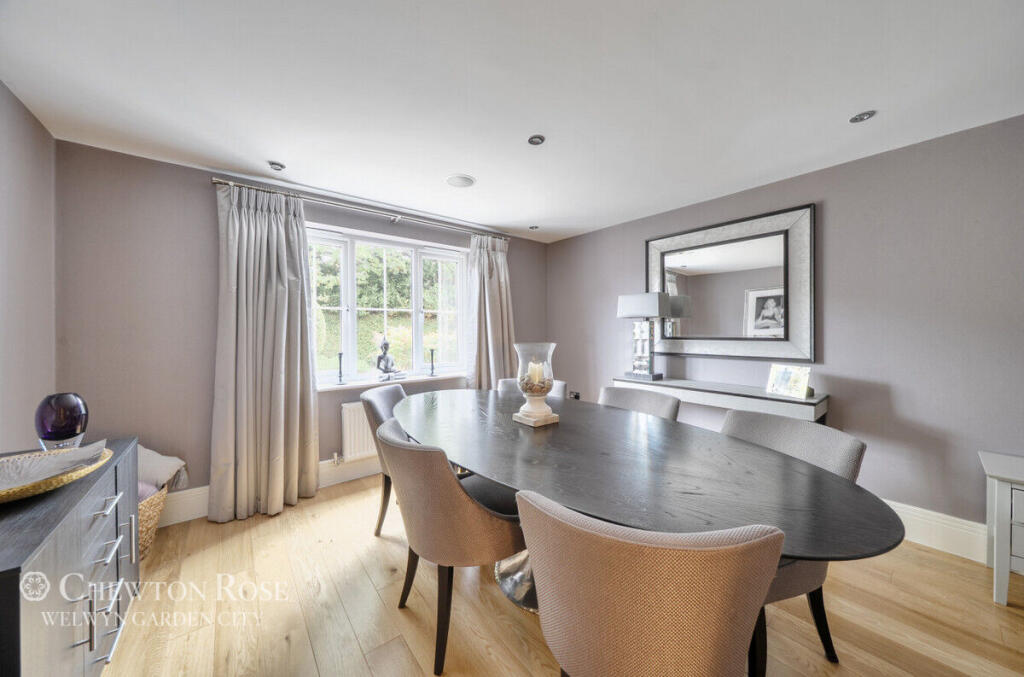 Additional image 8 of Sevenacres, Welwyn