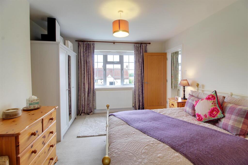 Additional image 24 of Moffats Lane, Brookmans Park