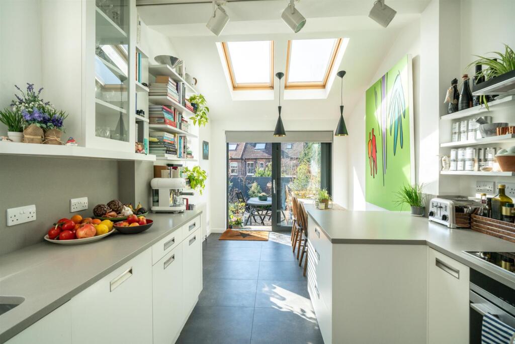 Additional image 5 of West View Road, St. Albans, Hertfordshire, AL3