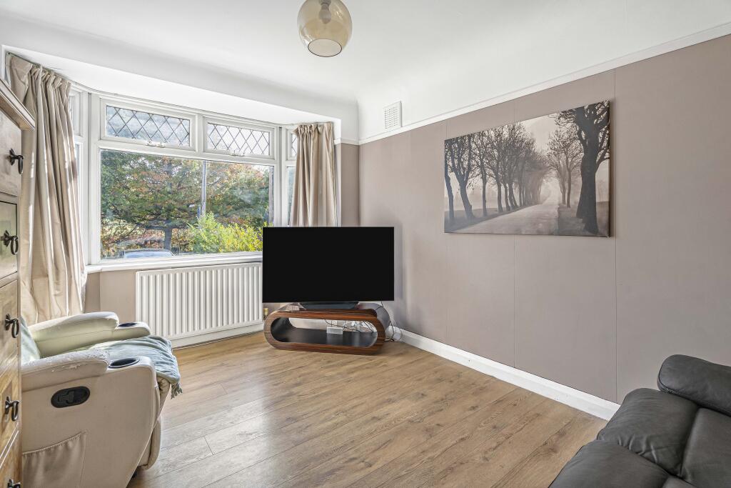 Additional image 6 of Batchwood Drive, St. Albans, Hertfordshire, AL3