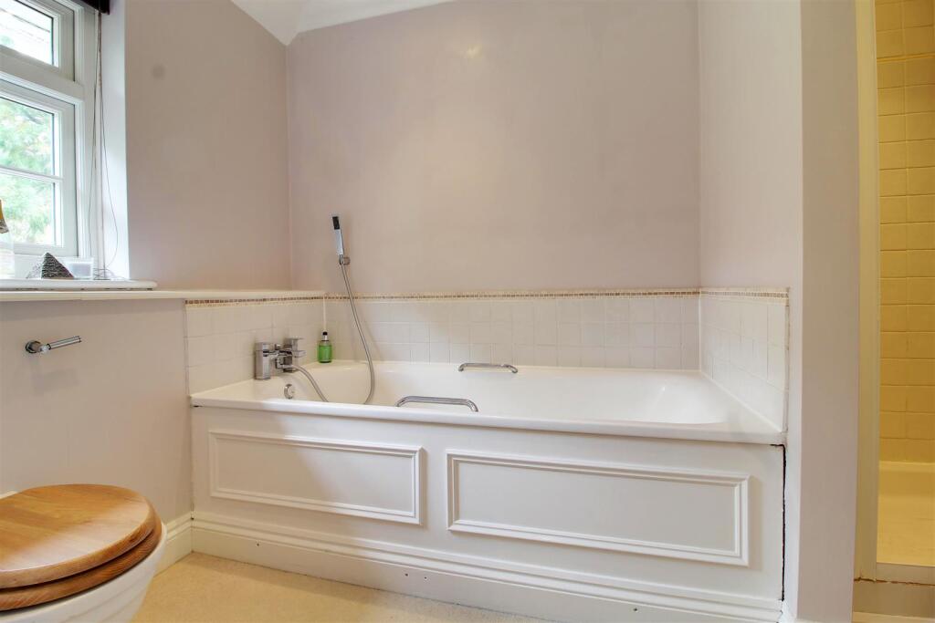 Additional image 50 of Pine Grove, Brookmans Park