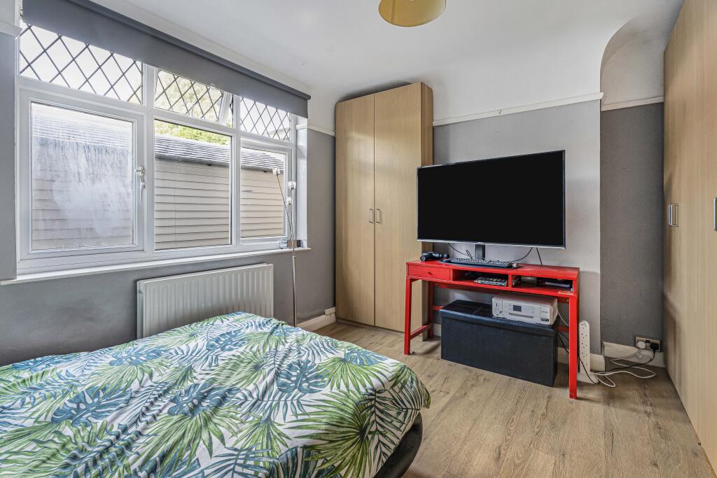 Additional image 10 of Batchwood Drive, St. Albans, Hertfordshire, AL3