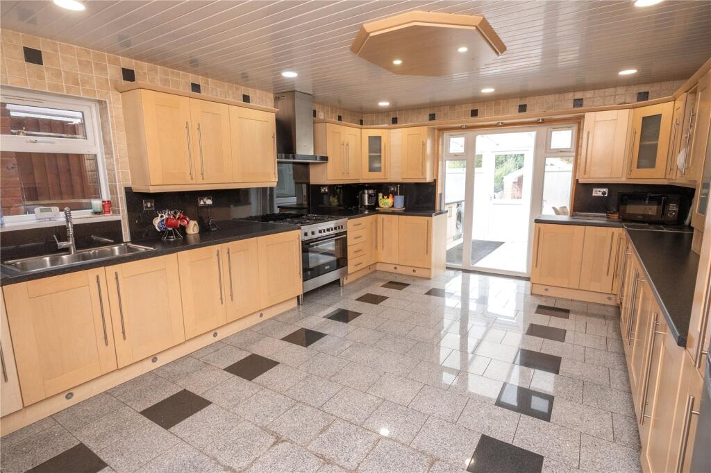 Additional image 3 of The Hurst, Moseley, Birmingham, B13